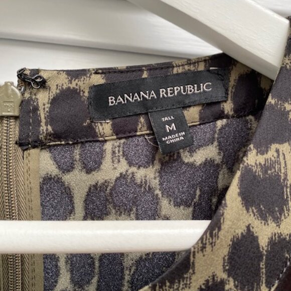 Banana Republic Dress Size M - Picture 3 of 8